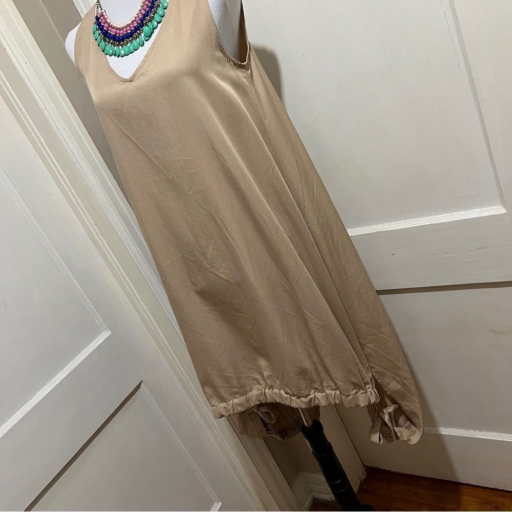 New with tags! Terea Elegant Beige High-Low Sleeveless Dress